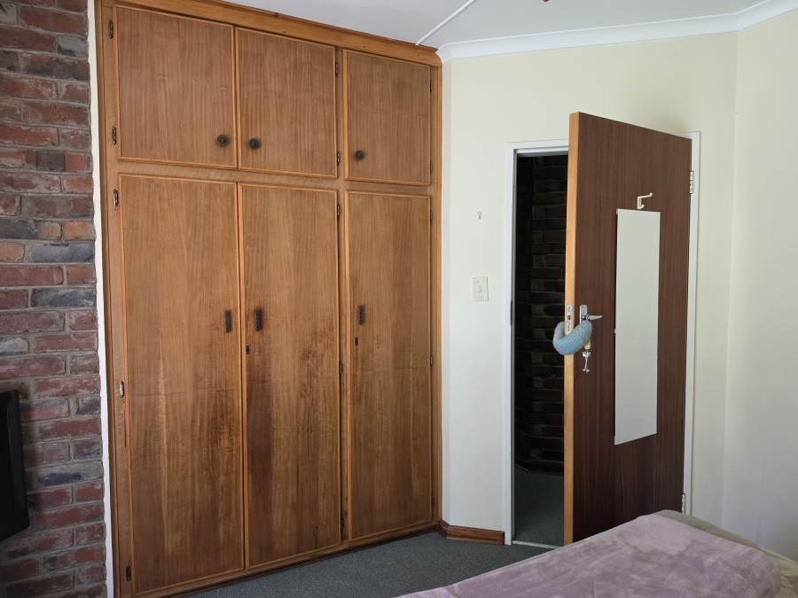 4 Bedroom Property for Sale in Pellissier Free State